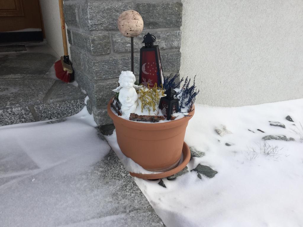 Appartement Haus Mondelli à Saas-Almagell Extérieur photo